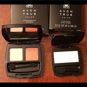 2-Piece True Color Eyeshadow Bundle